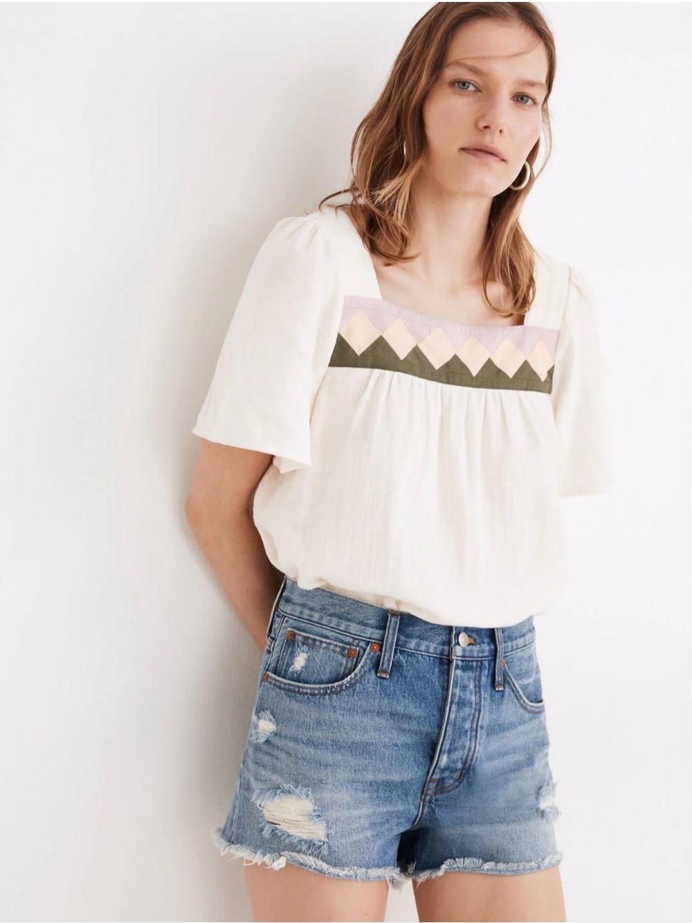 Madewell Relaxed Denim Shorts in Homecrest Wash Ripped Edition.